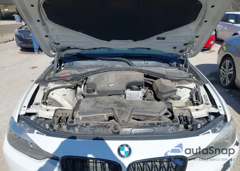 2015 BMW 320I xDrive z USA, uszkodzony, nr VIN WBA3C3G50FNS74542